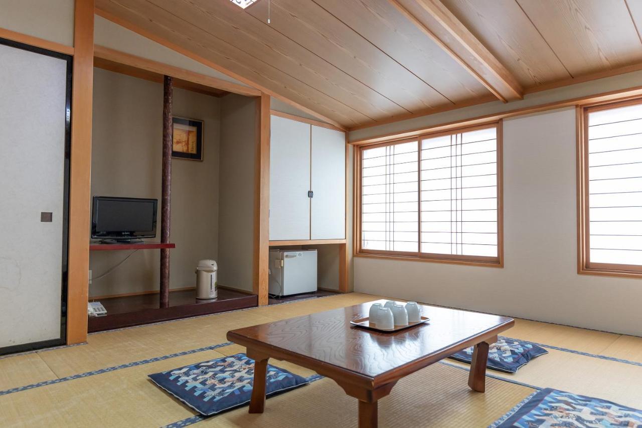 Tabist Kanko Business Hotel Matsuyama Hida Takayama Takayama (Gifu) Exterior foto